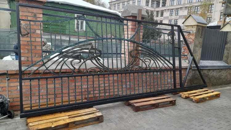 Гаражные секционные ворота Климовск